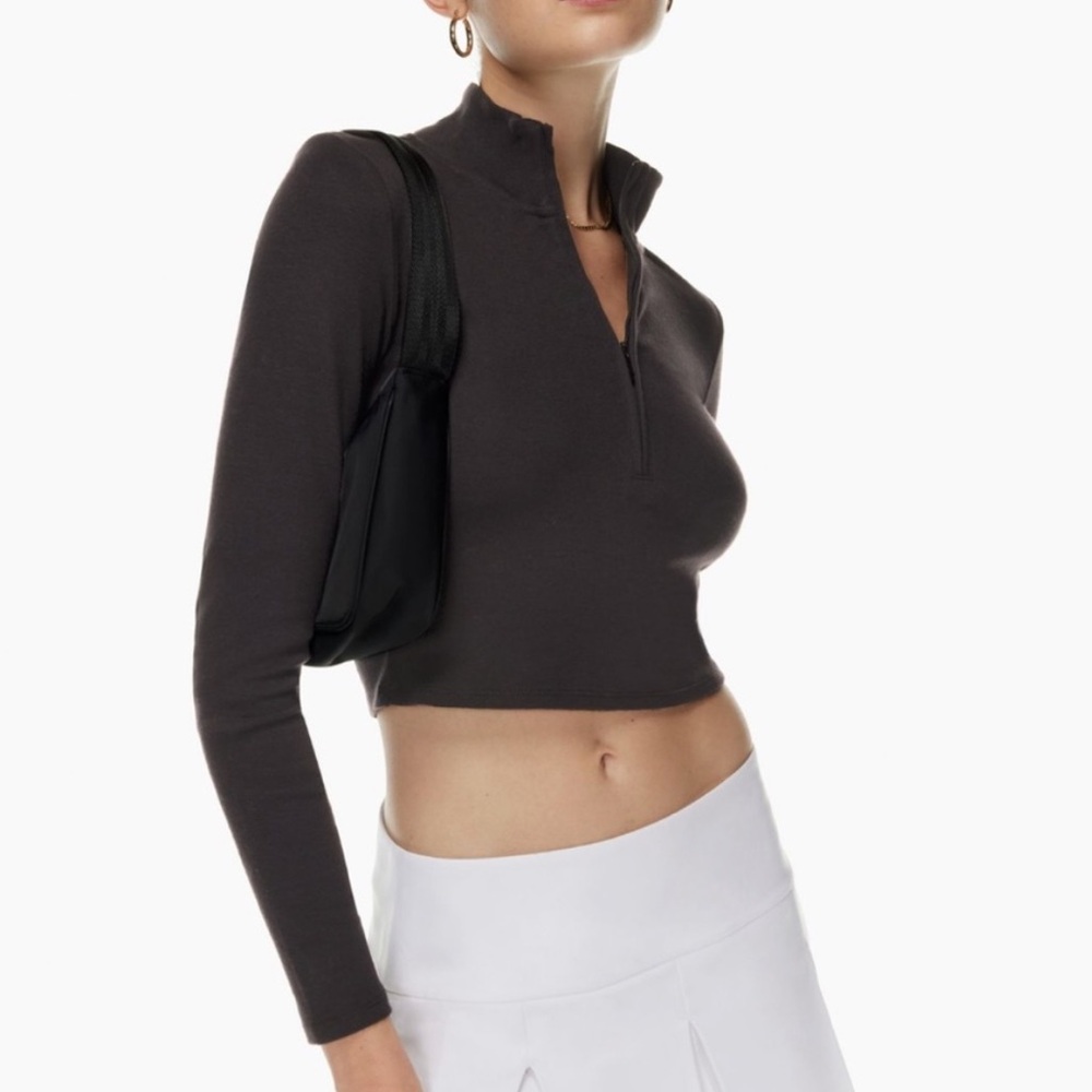 Aritzia Cropped Quarter Zip Long Sleeve